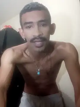 Snapshot of Bruno_Hallss chatting on 11-04-25, 05:50 Bruno Hallss online show from 11-04-25, 05:50