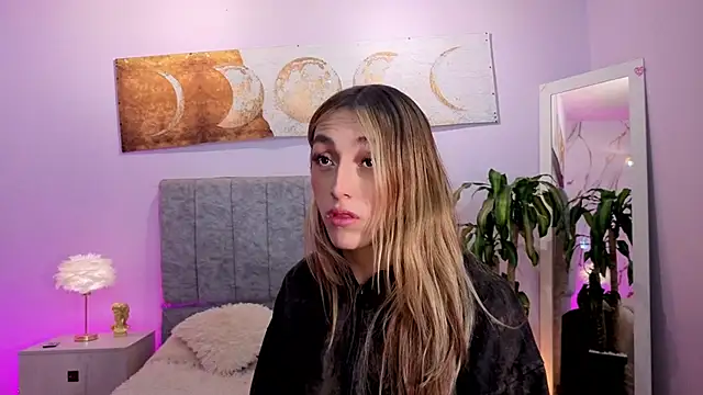 antonellastar24  online show from 04-01-26, 08:06