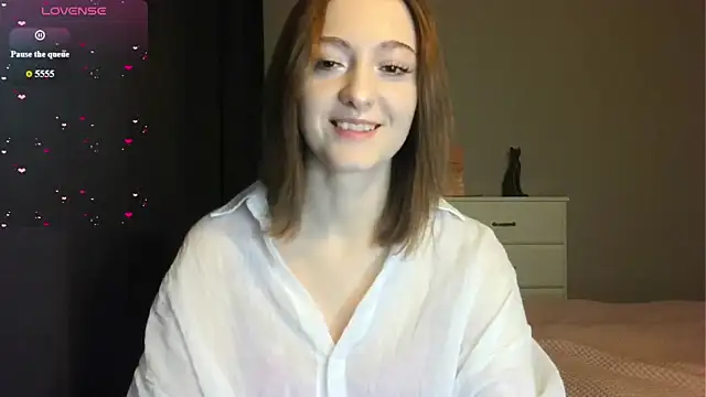 white liillyy online show from 03-23-26, 09:08