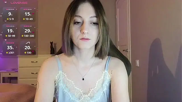 white liillyy online show from 05-28-26, 09:01