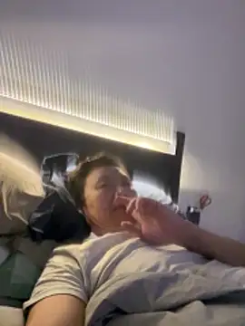 tashaninlife online show from 12-18-25, 04:18