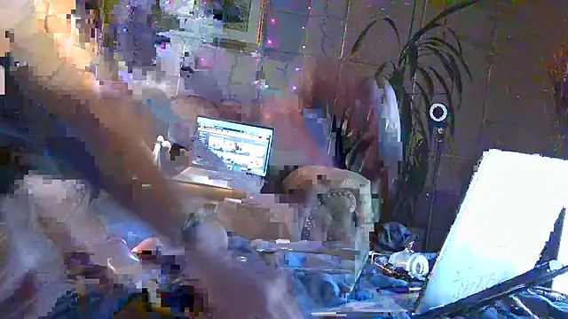 LBojie online show from 12-17-25, 10:21