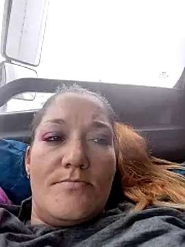 SnowBunny1224 online show from 12-02-25, 07:20