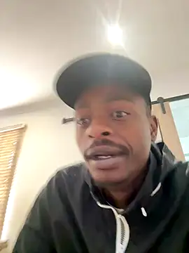 Snapshot of AllDayBbC chatting on 10-22-25, 10:59 AllDayBbC online show from 10-22-25, 10:59