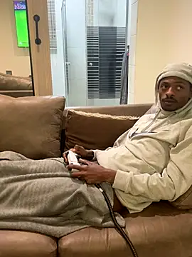 Snapshot of AllDayBbC chatting on 10-22-25, 11:04 AllDayBbC online show from 10-22-25, 11:04