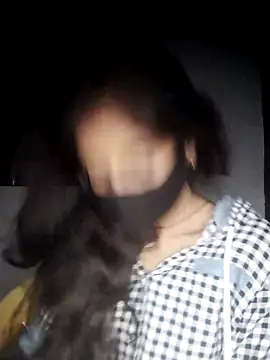 Sexey-Puja online show from 11-11-25, 03:34