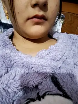 Snapshot of Anushka14321 chatting on 11-13-25, 08:52 Anushka14321 online show from 11-13-25, 08:52