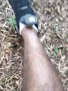 Snapshot of sonotutto chatting on 09-15-25, 10:48 sonotutto online show from 09-15-25, 10:48