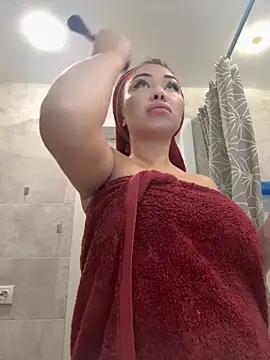 Snapshot of Mia_stepMOM chatting on 09-16-25, 04:35 Mia stepMOM online show from 09-16-25, 04:35