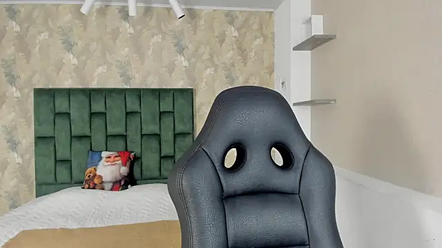 Saya Amaretto1 online show from 12-04-25, 08:06