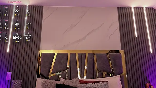 ScarletTorres online show from 04-27-26, 06:17