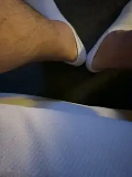 Snapshot of Simon-xx chatting on 02-15-26, 03:36 Simon-xx online show from 02-15-26, 03:36