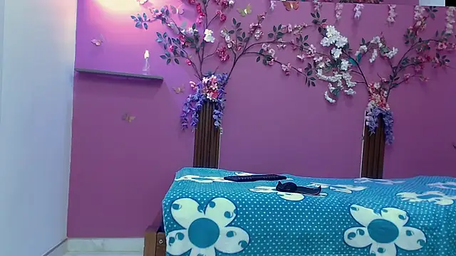 skinnybarbie022 online show from 10-03-25, 01:02