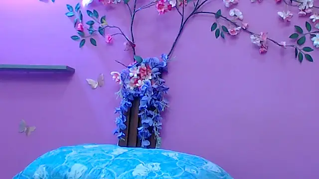 skinnybarbie022 online show from 03-16-26, 12:17