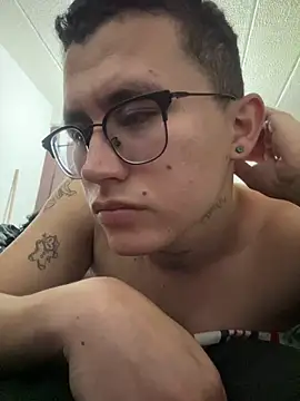 Kurtxxx22 online show from 03-21-26, 04:50