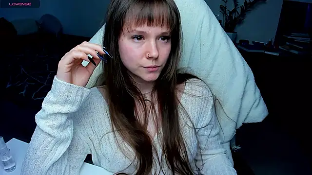 cute little ass online show from 05-20-26, 03:07