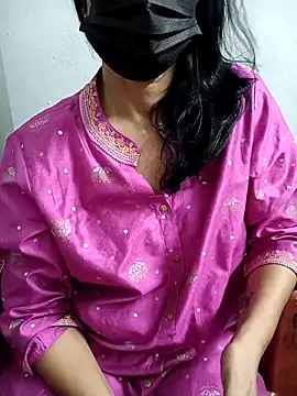 Snapshot of ammala_honey chatting on 09-27-25, 05:07 ammala honey online show from 09-27-25, 05:07