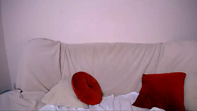 Charlotte Colinss online show from 02-03-26, 04:32