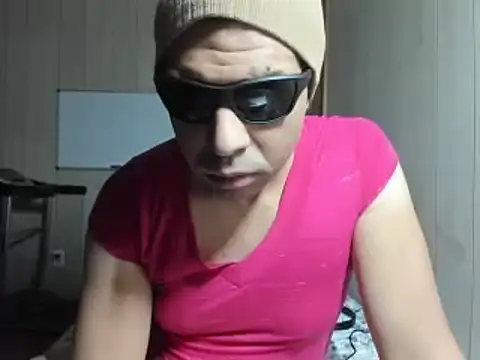 NaturalBeautyQueen online show from 11-18-25, 10:31