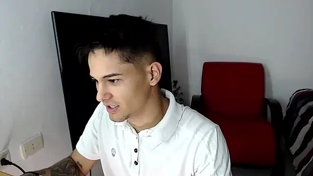 Alex mojica online show from 12-19-25, 06:20