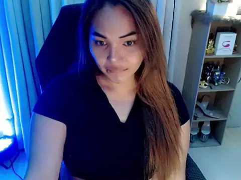 HolLyFaaCKer online show from 10-02-25, 04:36