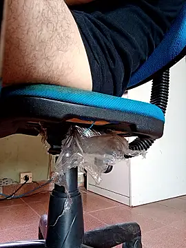 cherlebrow online show from 03-07-26, 01:41