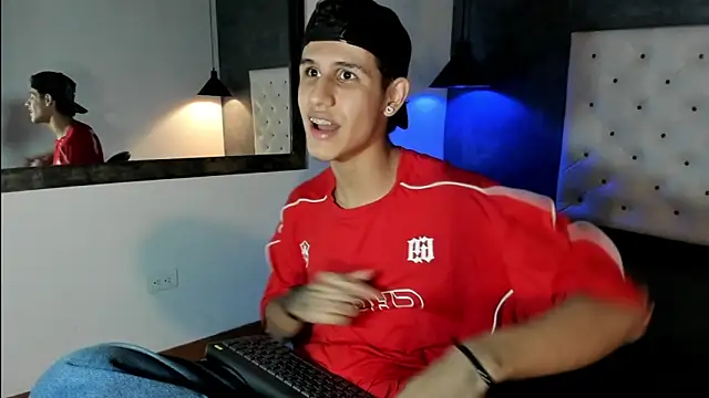  realwav online show from 11-07-25, 05:35