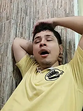 Snapshot of LordValdomero-00 chatting on 12-18-25, 01:11 LordValdomero-00 online show from 12-18-25, 01:11