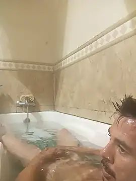 Snapshot of Villena_jm91 chatting on 11-10-25, 03:11 Villena jm91 online show from 11-10-25, 03:11