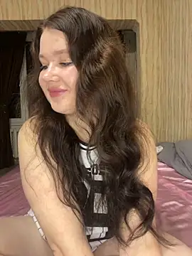 Di Olivia online show from 11-08-25, 03:45