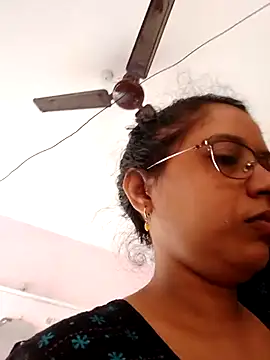 thanusi 2 online show from 11-21-25, 06:01