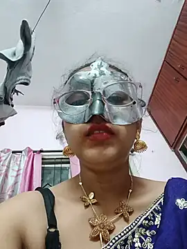 Snapshot of thanusi_2 chatting on 07-23-26, 05:33 thanusi 2 online show from 07-23-26, 05:33