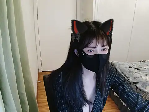 Winnie-01 online show from 03-14-26, 02:17