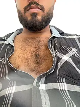 Snapshot of sRigobXJamex chatting on 11-18-25, 07:24 sRigobXJamex online show from 11-18-25, 07:24