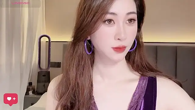 Snapshot of wuyueaini chatting on 05-13-26, 06:00 wuyueaini online show from 05-13-26, 06:00