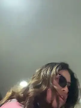 Snapshot of Isabela_Colins chatting on 09-22-25, 12:40 Isabela Colins online show from 09-22-25, 12:40