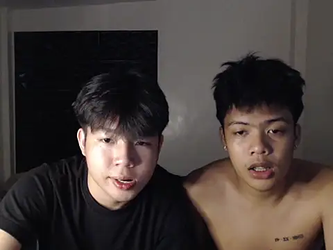 Snapshot of koreanhottie chatting on 10-13-25, 03:56 koreanhottie online show from 10-13-25, 03:56