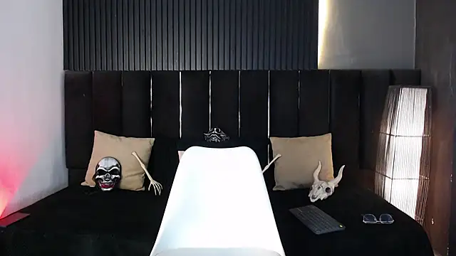 Dominic ghost online show from 10-10-25, 10:09