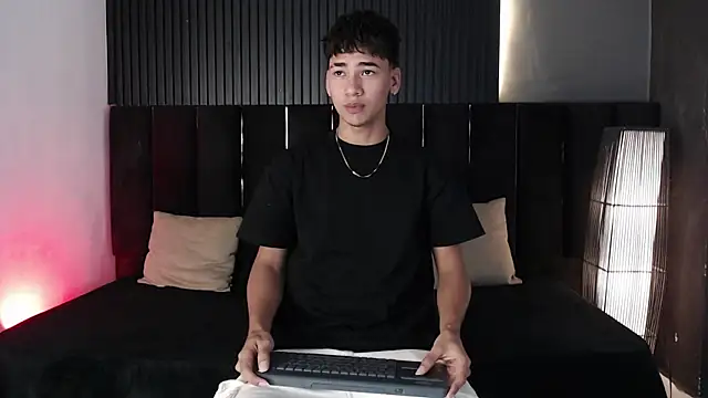 Dominic ghost online show from 11-25-25, 11:05