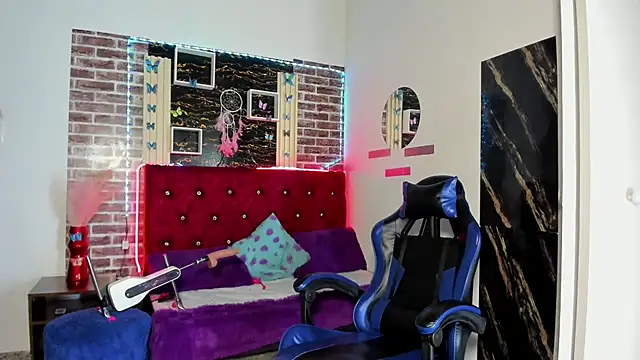 Snapshot of angelitasexxxhot chatting on 11-09-25, 01:04 angelitasexxxhot online show from 11-09-25, 01:04