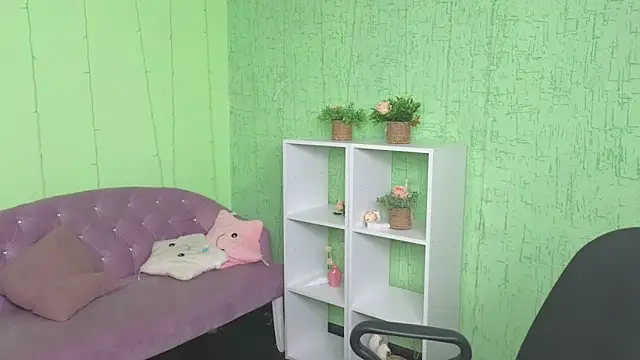 Eloisa Eliot online show from 11-28-25, 04:42