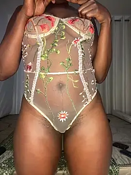 TinaFavourite online show from 12-22-25, 09:56