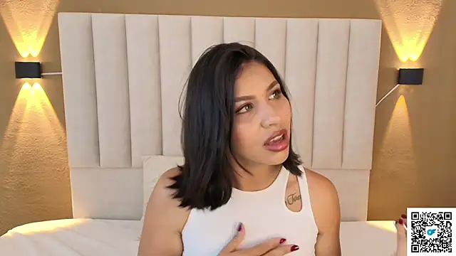 Snapshot of goddess_saori_ chatting on 09-28-25, 10:04 goddess saori  online show from 09-28-25, 10:04