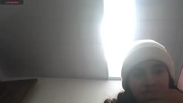 Alynn Bri  online show from 07-22-26, 02:31