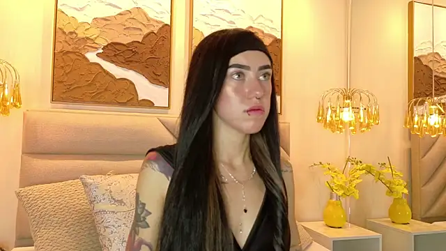 Snapshot of athziry_g chatting on 10-29-25, 04:26 athziry g online show from 10-29-25, 04:26