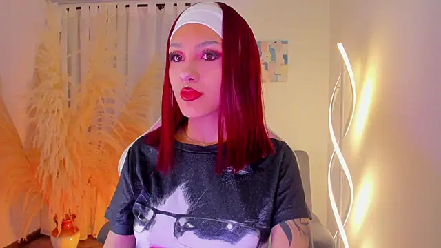 cuteezoe online show from 11-12-25, 04:35