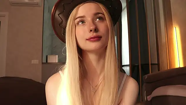 Nana Wilson online show from 04-06-26, 04:10