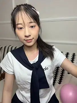 Snapshot of shishi0688 chatting on 07-21-26, 02:52 shishi0688 online show from 07-21-26, 02:52