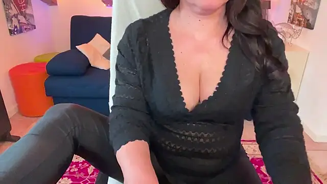 kyliebri online show from 03-19-26, 01:59