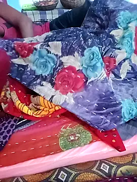 Snapshot of Sonabhabhi96 chatting on 10-24-25, 07:32 Sonabhabhi96 online show from 10-24-25, 07:32